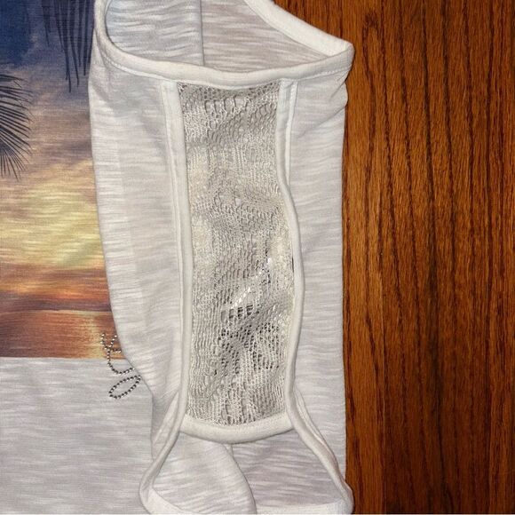 GUESS White Graphic Tank Top with Sunset Print & Lace Panels - Size L NWT - Picture 3 of 5